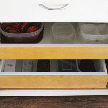Simple Steps for an Organized Cabinet: A Complete Guide
